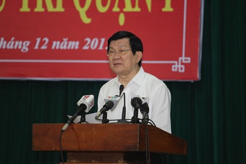 President Truong Tan Sang meets voters in HCM City - ảnh 1